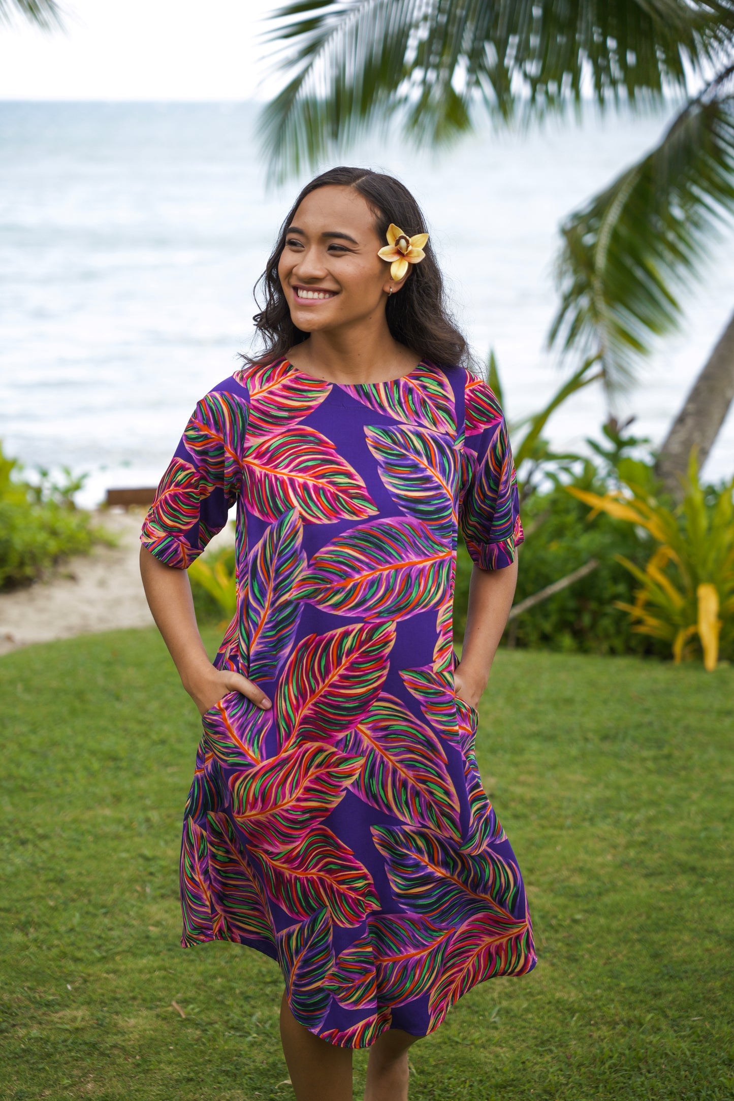 Loose Fitting Tamara Dress with pockets - Purple Leafy Print.